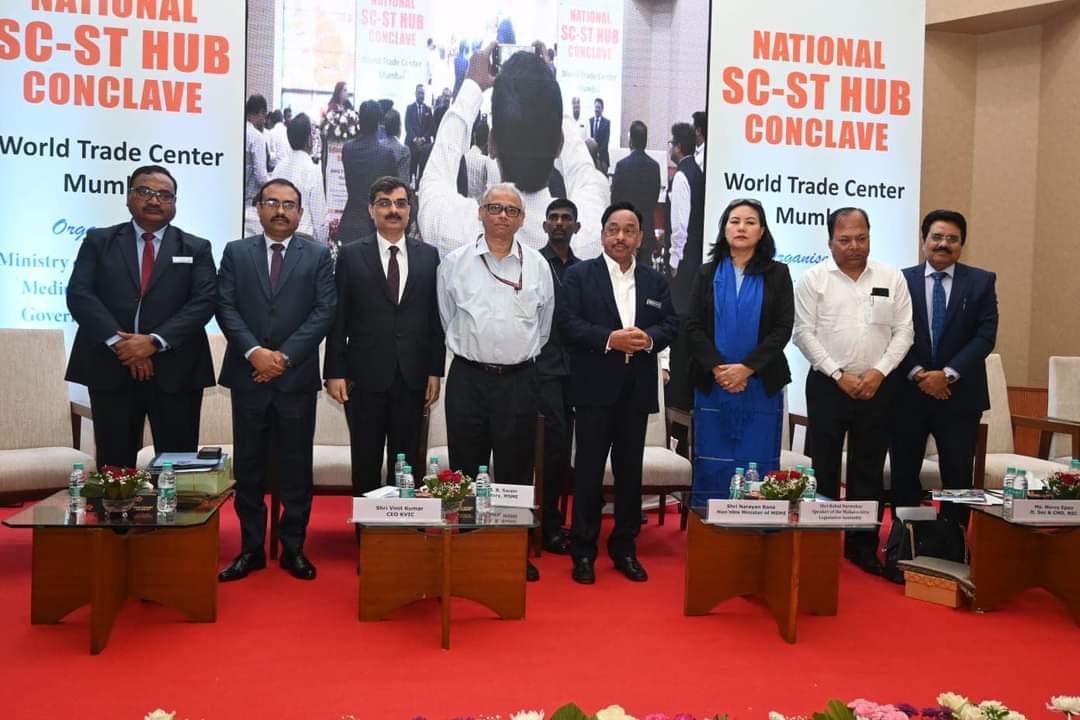 Hon'ble dignitories at the inaugural session of Mumbai Conclave on 23rd January 2023.jpg